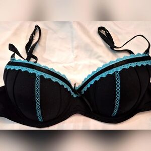 CANDIES'S BLACK BRA WITH BLUE LACE ACCENTS. 34B